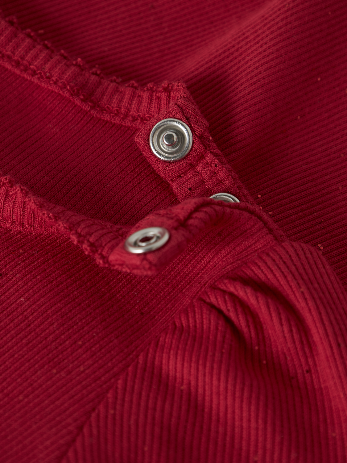 model_shot-front_full